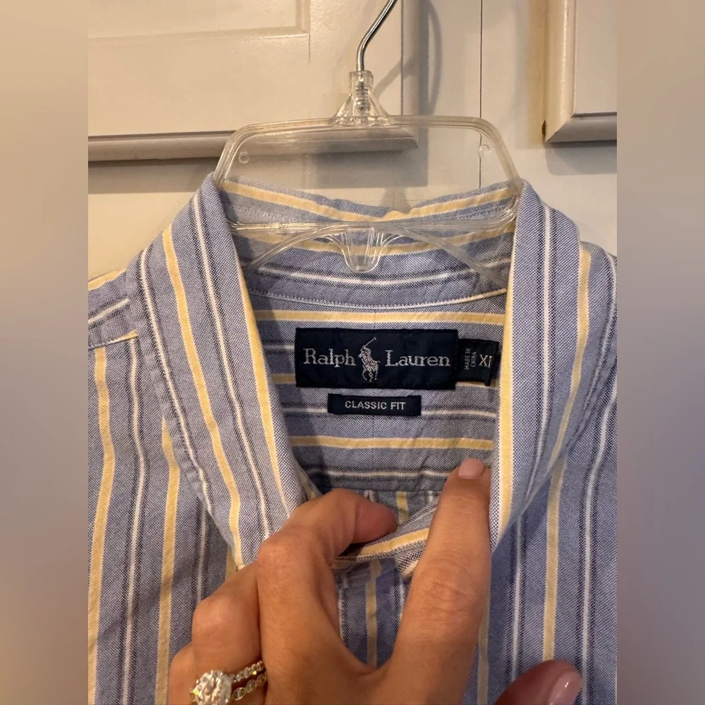 Polo by Ralph Lauren Men's Blue Striped Shirt - Picture 2 of 3